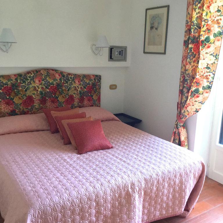 B&B Le Palme Амелия Экстерьер фото